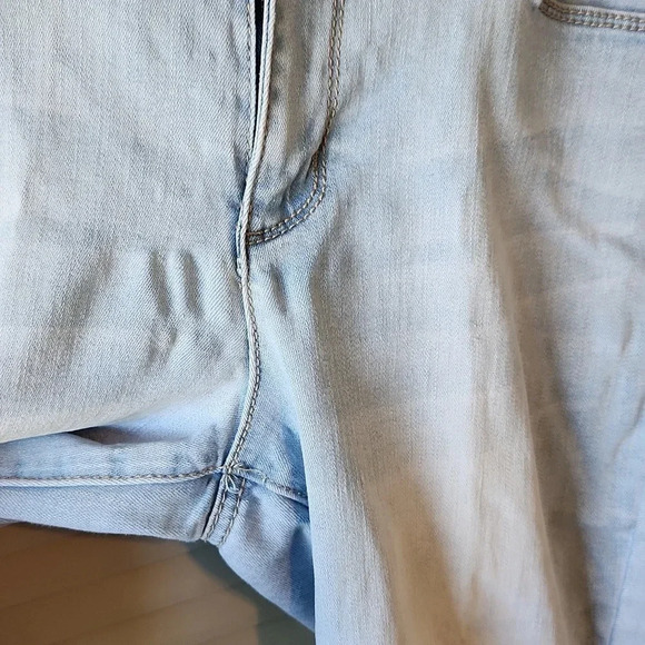 Earl Jeans Light Blue Denim - Picture 5 of 12